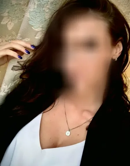Alina, 33