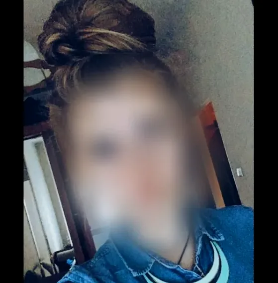 Andrea, 34