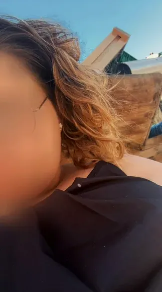 Hanna, 27