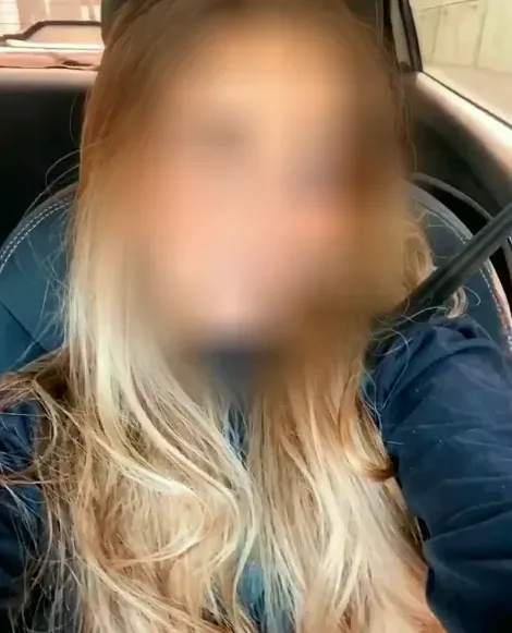 Ingrid, 27