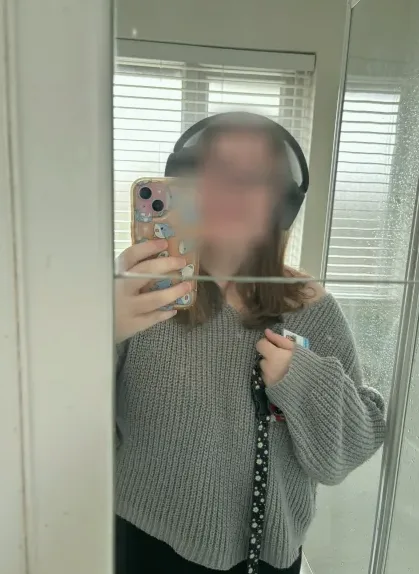 Jovana, 23