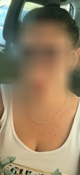 Leonie, 30