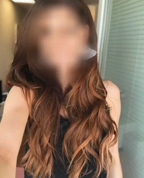Lilly, 35