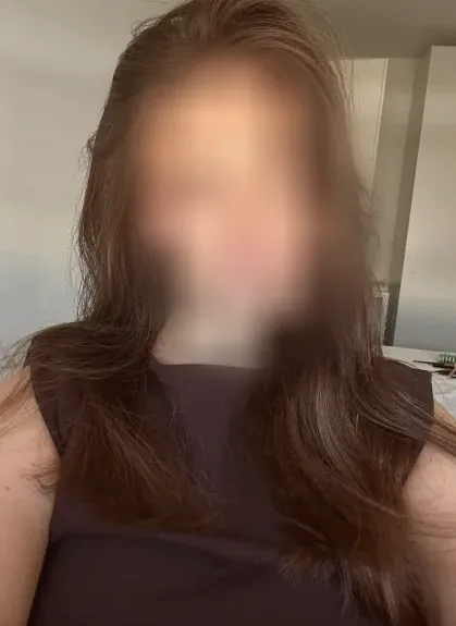 Nikolina, 28