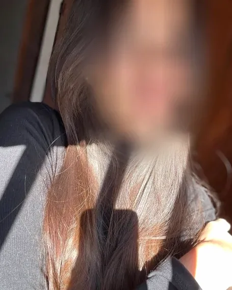 Thea, 32