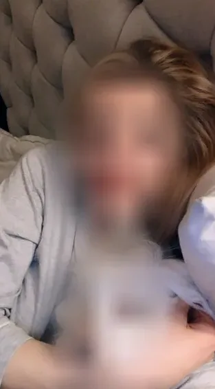 Emilia, 31